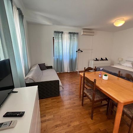 Apartments Antolkovic อูกล์ยัน ภายนอก รูปภาพ